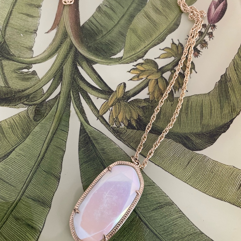 Elegant Kendra Scott Gold and Iridescent  Pendant Necklace
